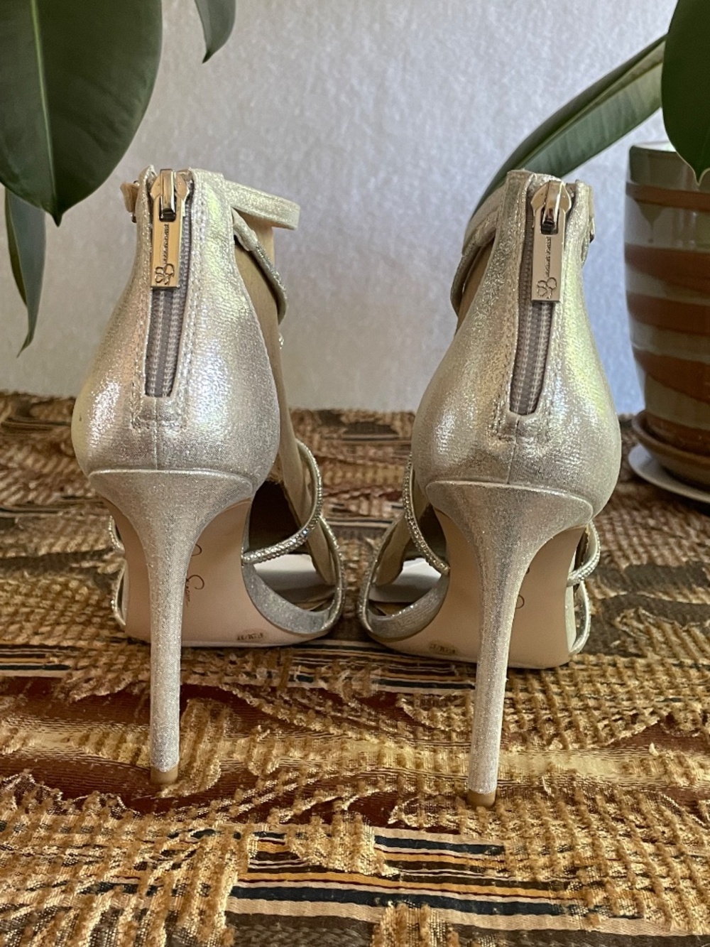 NWT Jessica Simpson Josy Rhinestone Strappy Stiletto Sandals Silver Size 6.5 - Picture 7 of 16